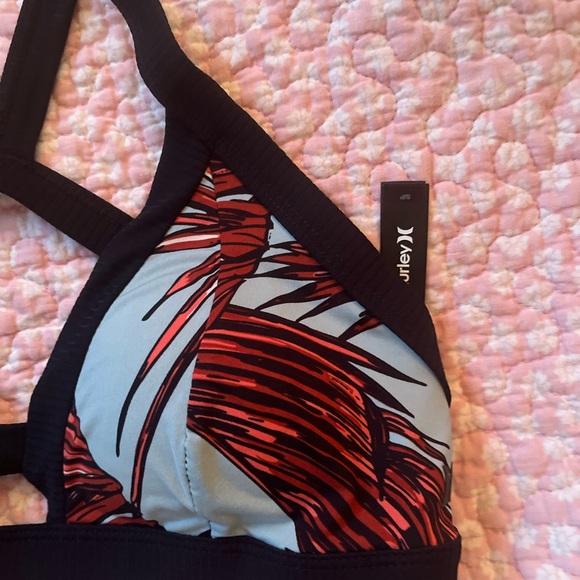 Hurley bikini top. - Picture 6 of 6
